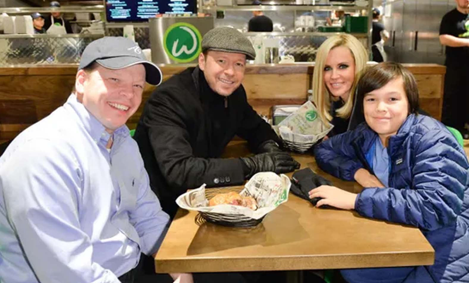 Elijah Hendrix Wahlberg’s Family Members