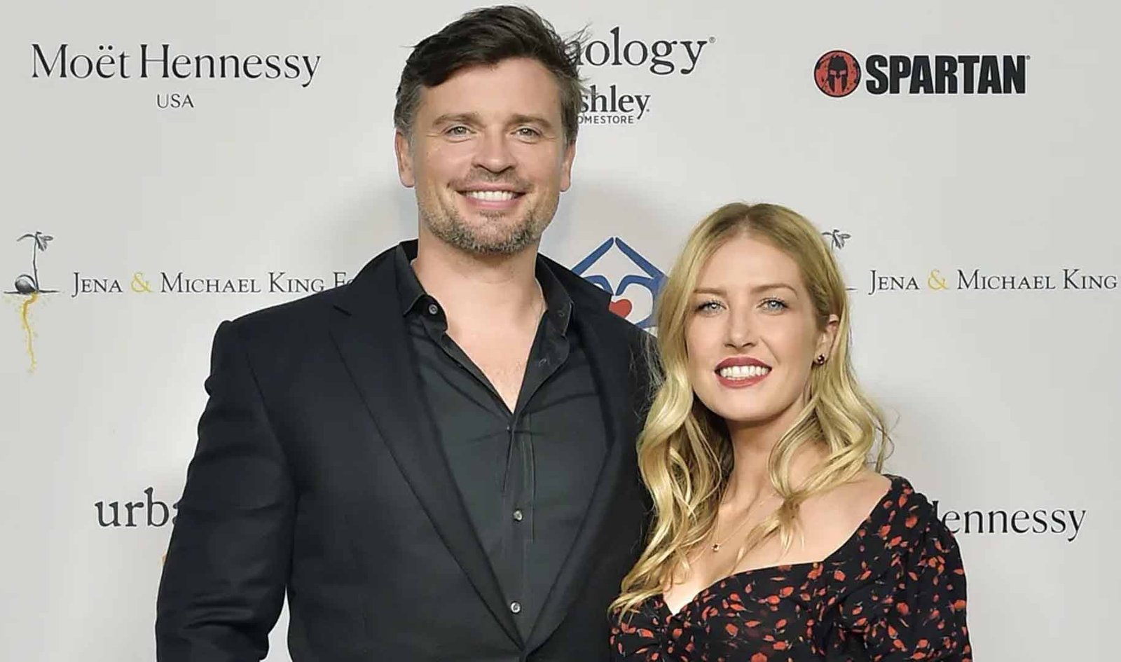 Jessica Rose Lee and Tom Welling’s Engagement