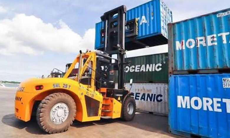 The Ultimate Guide to Forklift Rentals for Construction, Warehousing, Manufacturing, and Material Handling