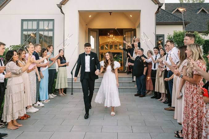 7 Wedding Guest Style Mistakes To Avoid This Season