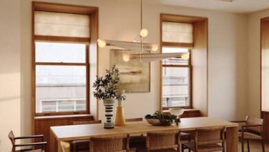 Placement Rules for Designer Linear Lighting Over Dining Tables