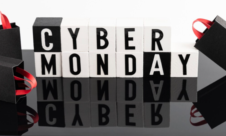 Should I Prioritize Cyber Monday or Black Friday Advertising?