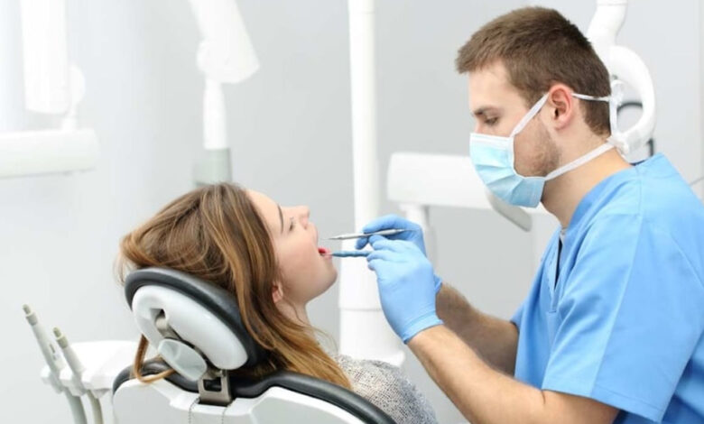 A Complete Guide to Choosing the Right Dentist for Long-Term Oral Health