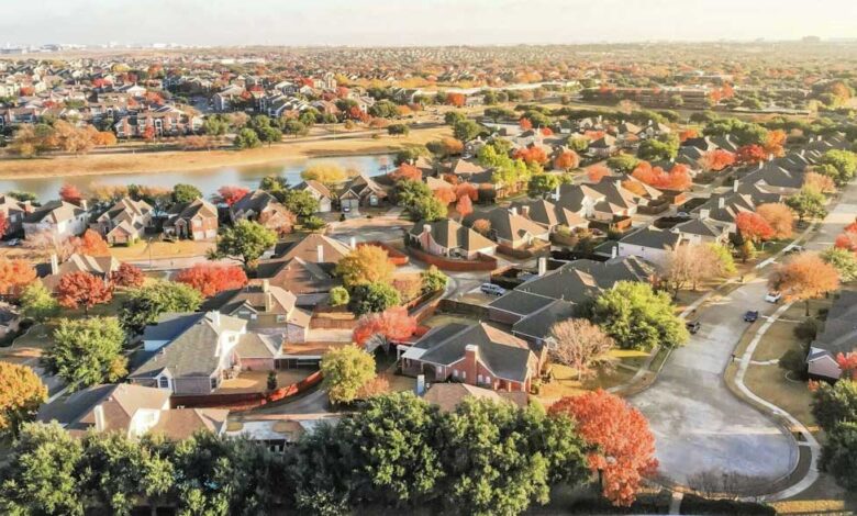 How to Compare Dallas, Texas Neighborhoods Before Buying a Home