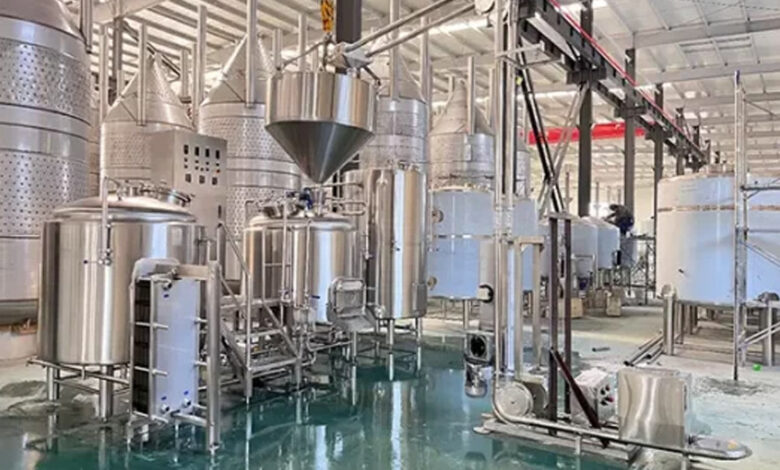 How Do You Select a Brewery Depalletizer and Conveyor System?