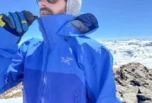 The Ultimate Guide to Choosing the Best Men's Hardshell Jacket for Extreme Alpine Weather